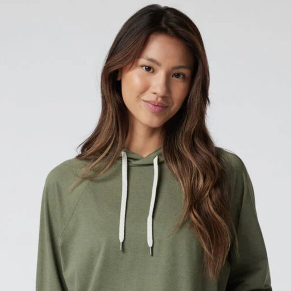 Vuori, Women's Halo Essential Hoodie in Green - Picture 7 of 7